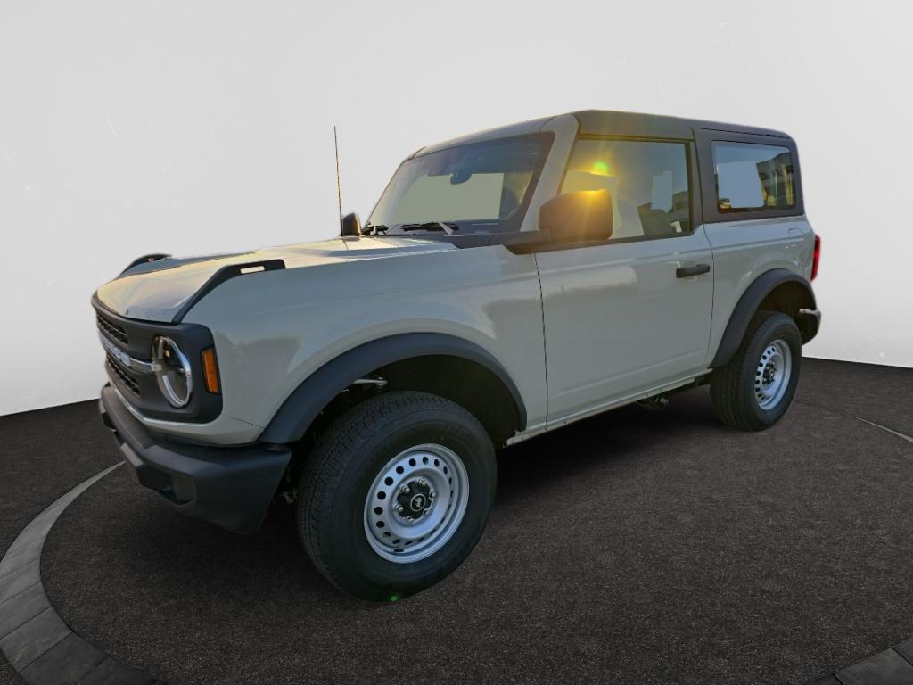 2025 Ford Bronco 2-Door Base's photo