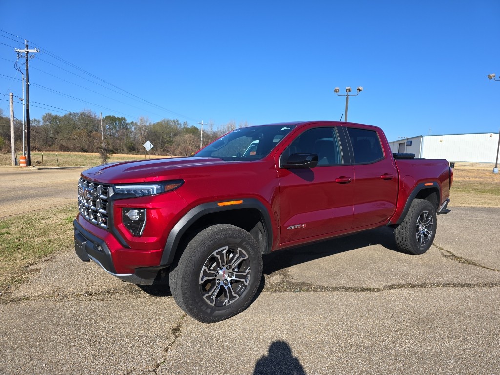 2025 GMC Canyon AT4's photo