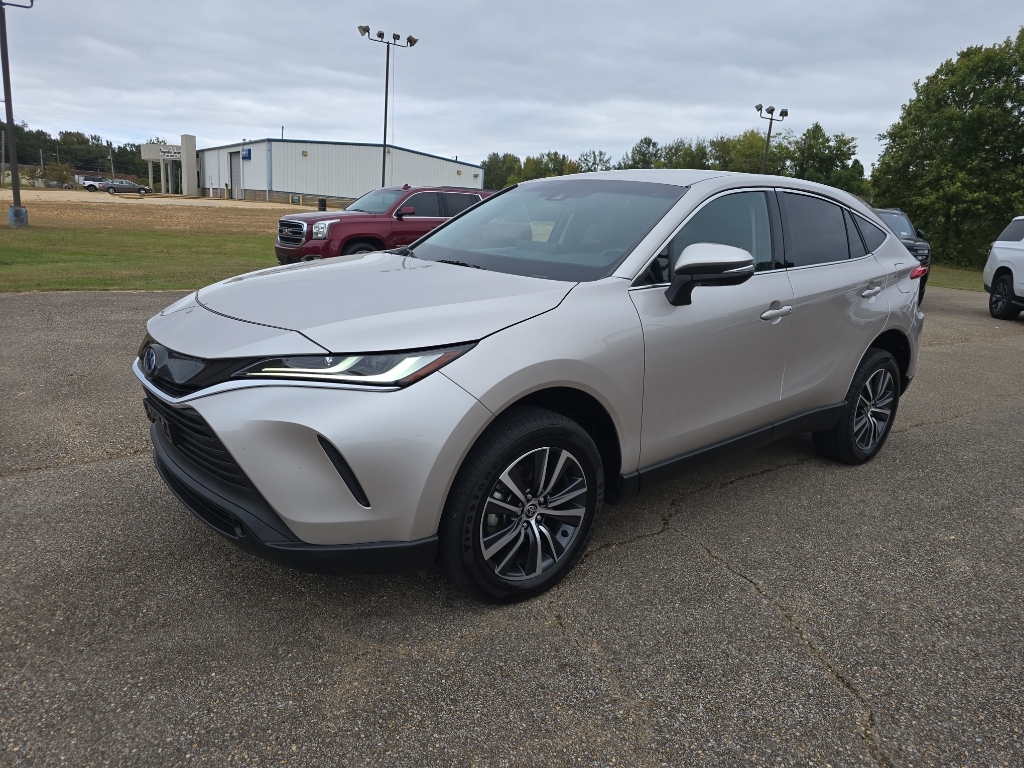 2024 Toyota Venza LE