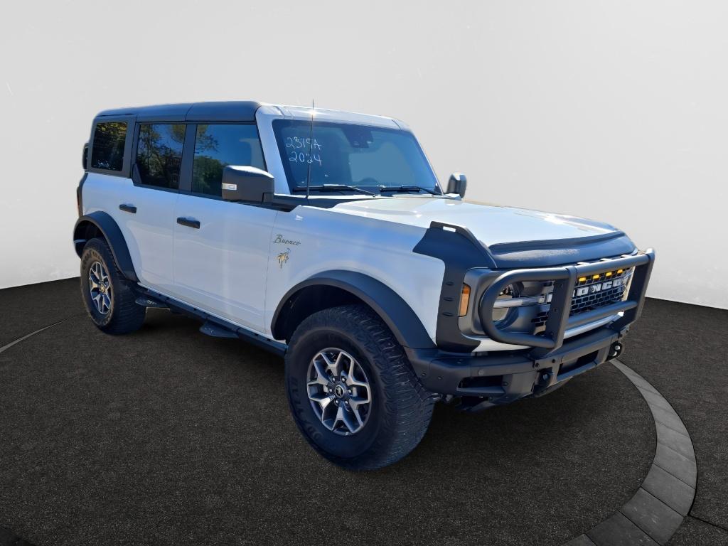 2024 Ford Bronco Badlands photo 3