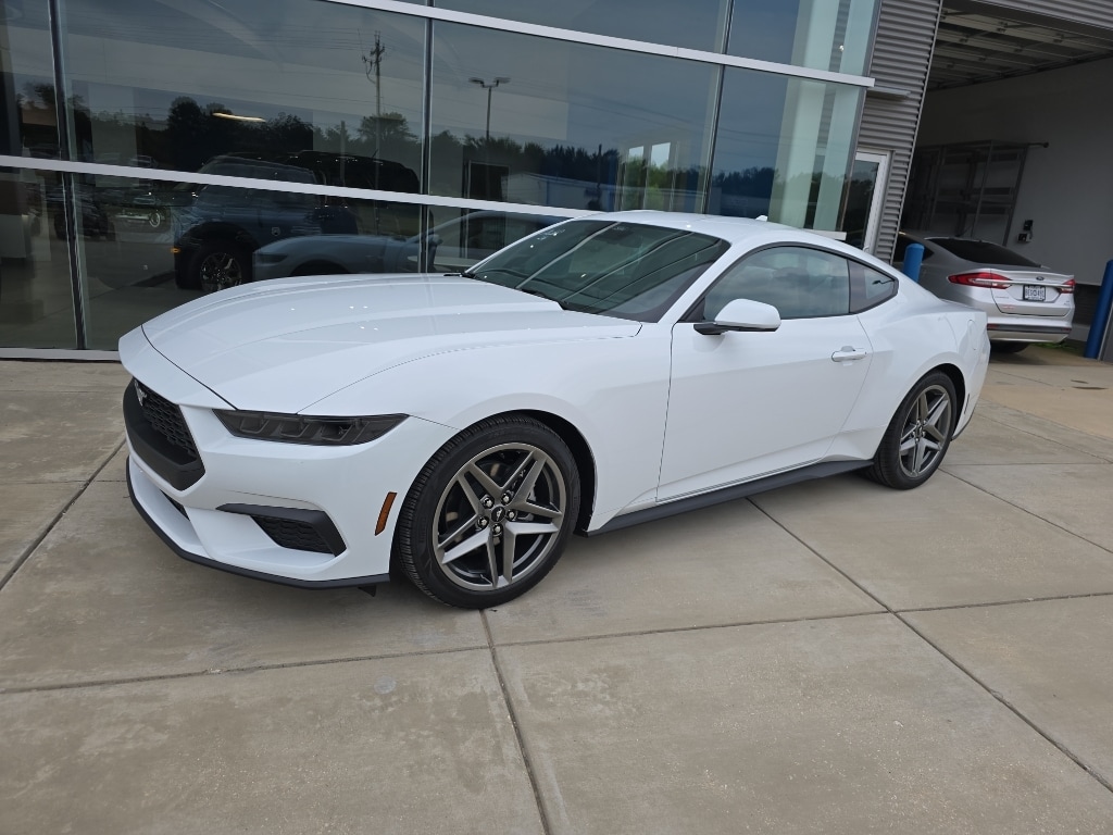 2026 Ford Mustang Coupe 