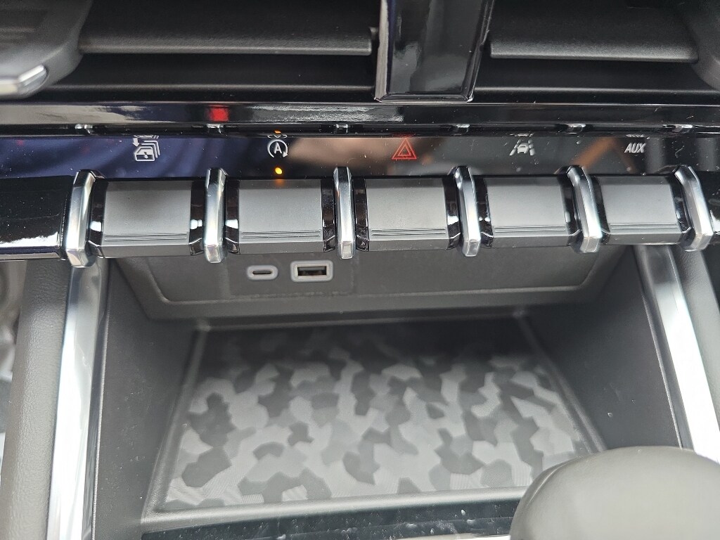 2026 GMC Canyon AT4 - Photo 24