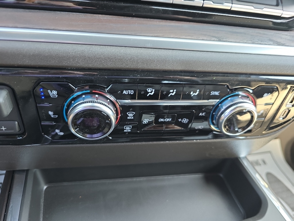 2026 GMC Sierra 1500 SLT - Photo 28