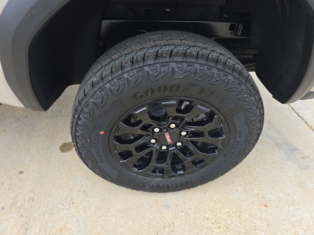 2026 GMC Canyon Elevation - Photo 12
