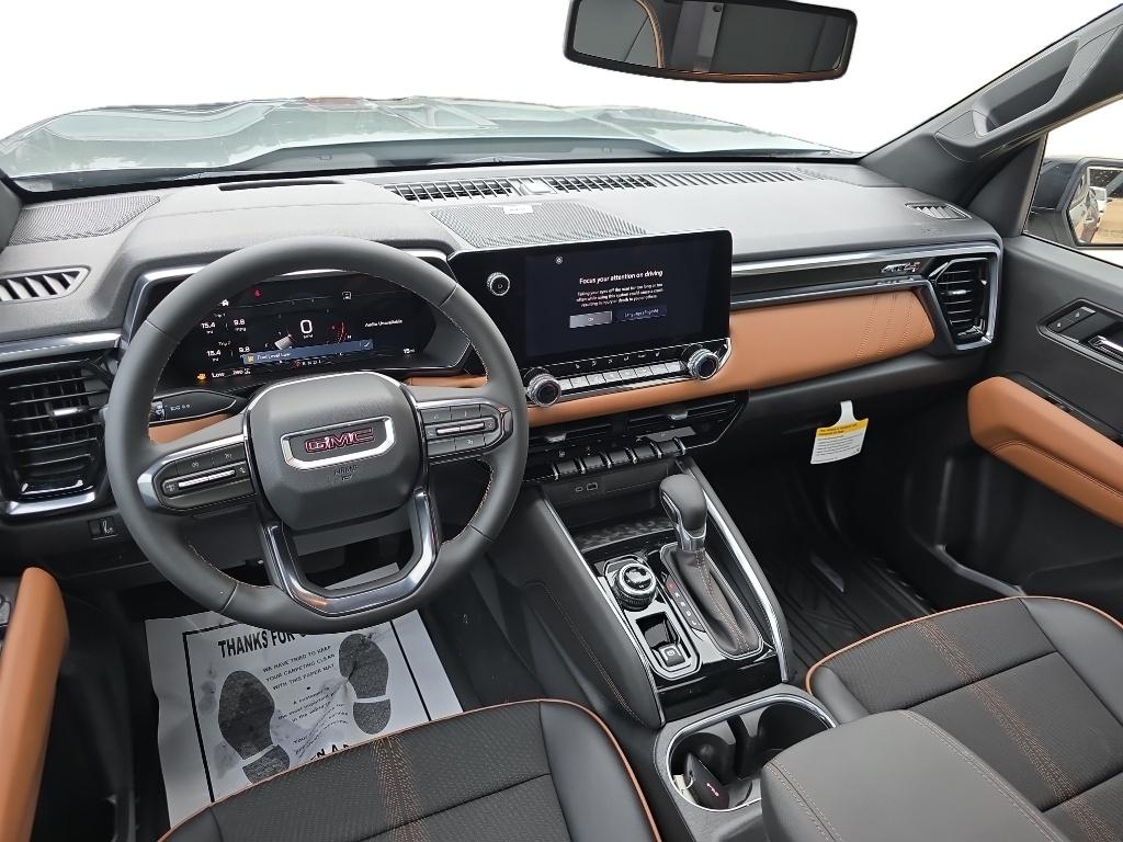 2026 GMC Canyon AT4 - Photo 7