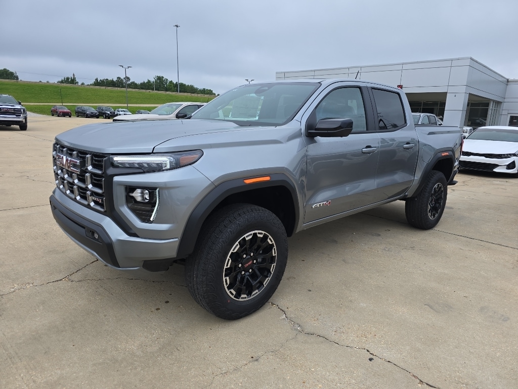 2026 GMC Canyon 4WD AT4 Crew Cab Short Box's photo