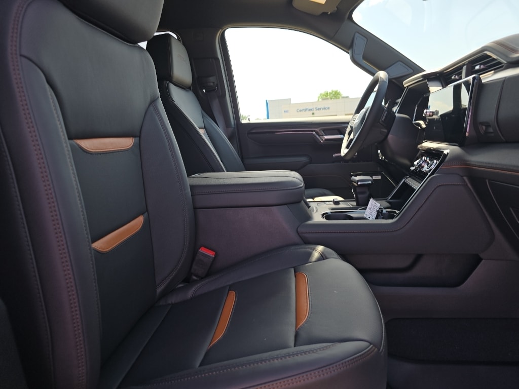 2026 GMC Sierra 1500 AT4 - Photo 13