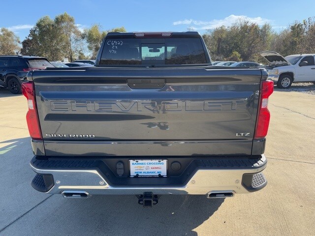2022 Chevrolet Silverado 1500 LTZ photo 3