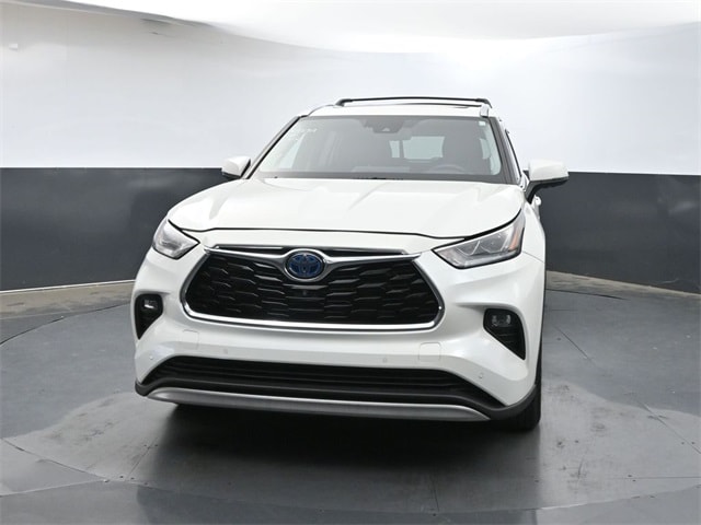 Used 2021 Toyota Highlander Platinum with VIN 5TDFARAH8MS009855 for sale in Tupelo, MS