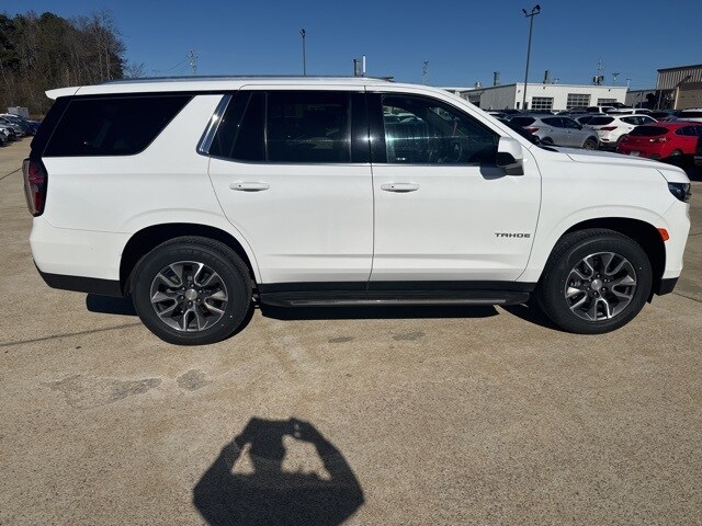 2021 Chevrolet Tahoe LS photo 2
