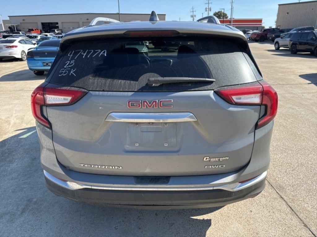Used 2023 GMC Terrain SLT SUV