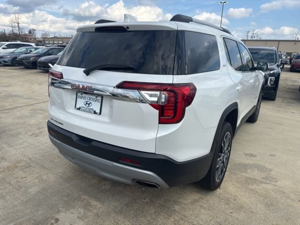 Used 2023 GMC Acadia SLT SUV