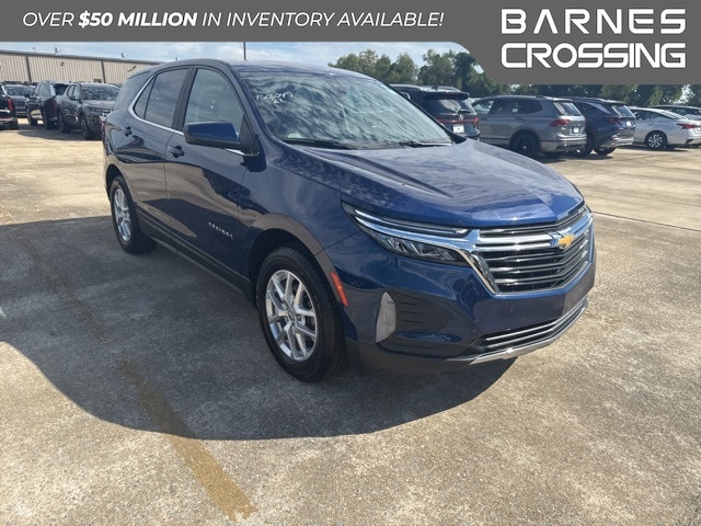 2022 Chevrolet Equinox LT's photo