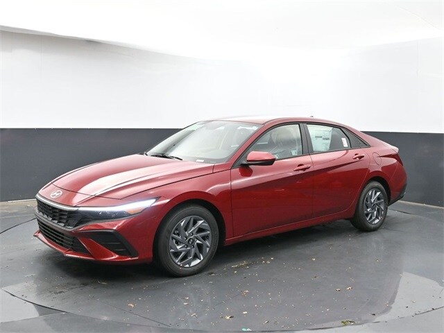 2025 Hyundai Elantra Hybrid Blue photo 3