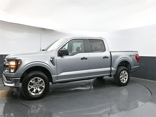 2023 Ford F-150 XLT photo 2