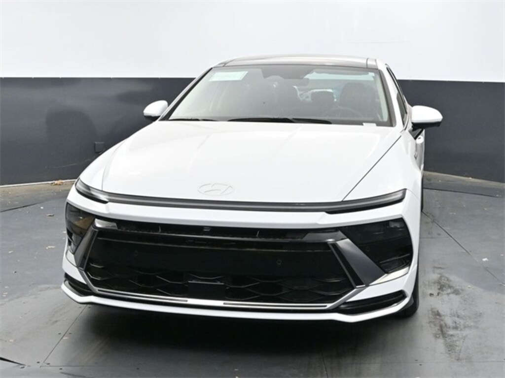 Used 2025 Hyundai Sonata Hybrid Limited Sedan