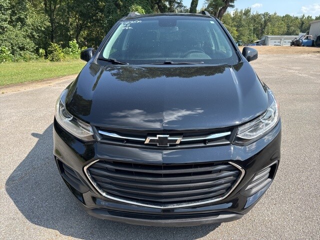 2022 Chevrolet Trax LT photo 2