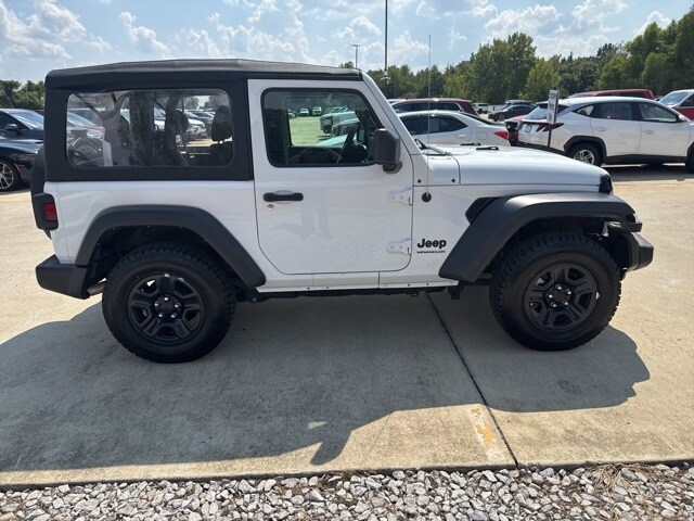 2022 Jeep Wrangler Sport photo 4