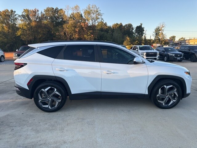 2022 Hyundai Tucson SEL photo 2