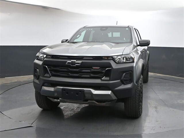 2024 Chevrolet Colorado Trail Boss photo 2