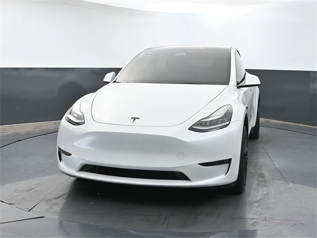 Used 2022 Tesla Model Y Long Range with VIN 7SAYGDEEXNF444783 for sale in Tupelo, MS