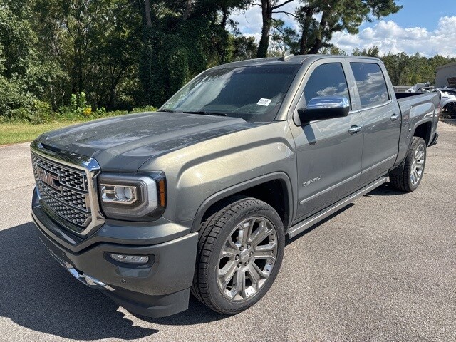 2017 Gmc Sierra 1500 Denali photo 2