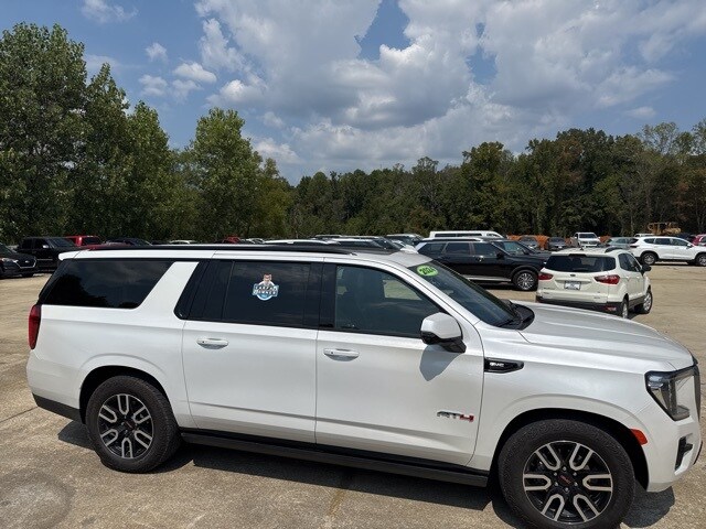 2024 Gmc Yukon XL AT4 photo 4