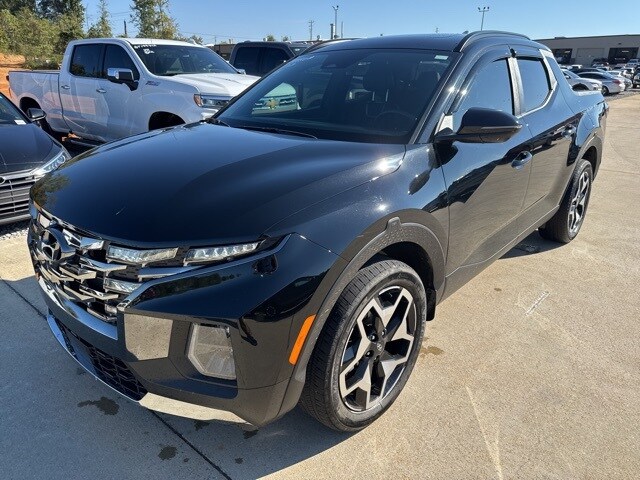 2023 Hyundai Santa Cruz Limited photo 2