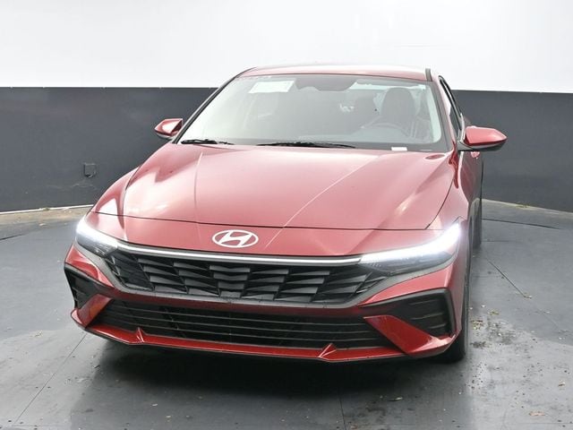 Certified 2025 Hyundai Elantra Blue with VIN KMHLM4DJ8SU126397 for sale in New Albany, MS