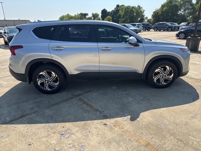2022 Hyundai Santa Fe SE photo 4