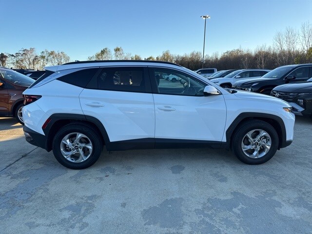 2024 Hyundai Tucson SEL photo 2