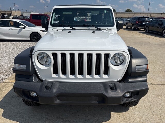 2022 Jeep Wrangler Sport photo 2