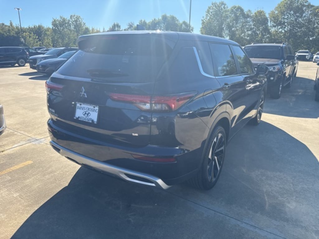 Used 2023 Mitsubishi Outlander SE SUV