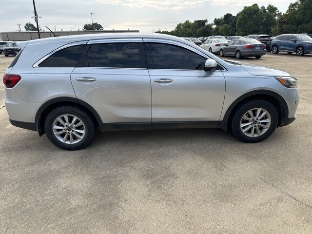 2019 Kia Sorento L photo 4