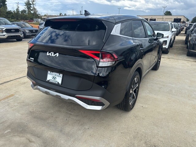2023 Kia Sportage EX photo 3