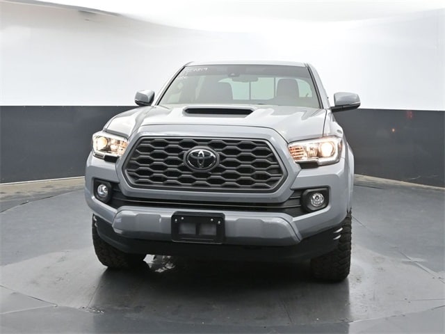 Used 2021 Toyota Tacoma TRD Sport with VIN 5TFAZ5CN9MX100433 for sale in Tupelo, MS
