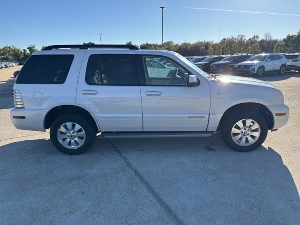 Used 2010 Mercury Mountaineer Base SUV