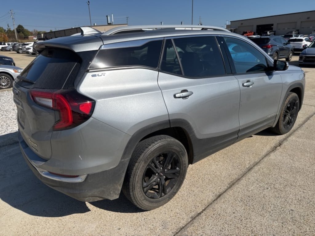 Used 2023 GMC Terrain SLT SUV
