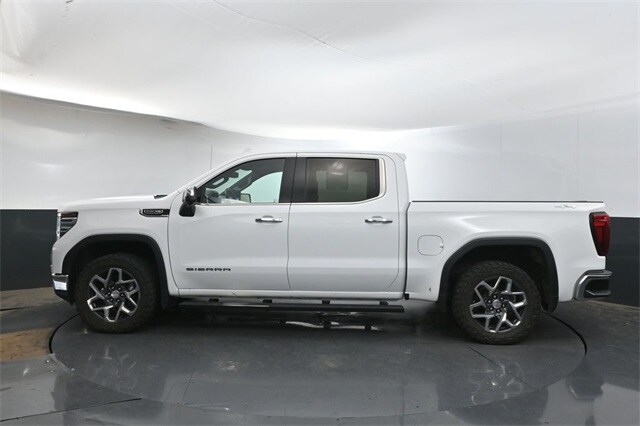 2022 Gmc Sierra 1500 SLT photo 2
