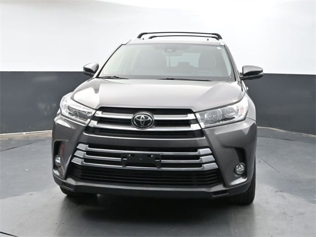 Used 2018 Toyota Highlander Limited with VIN 5TDYZRFH0JS246698 for sale in Tupelo, MS