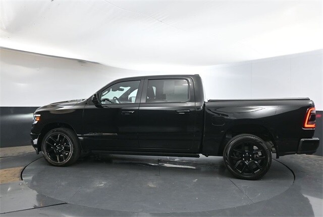 2023 Ram 1500 Laramie photo 4