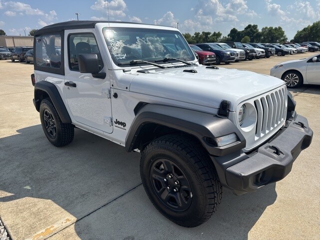 2022 Jeep Wrangler Sport photo 3