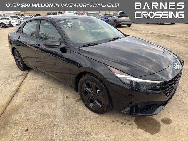 2023 Hyundai Elantra Blue