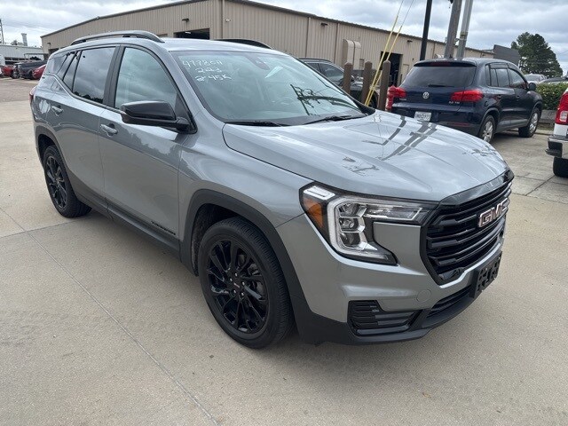 2023 Gmc Terrain SLE photo 3