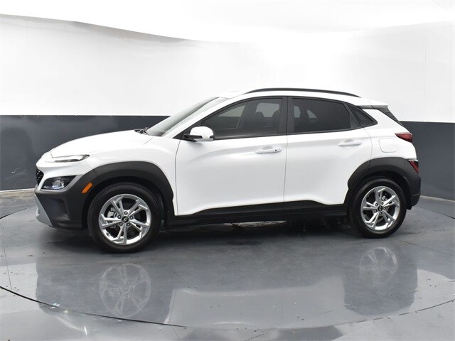 2023 Hyundai Kona SEL photo 4