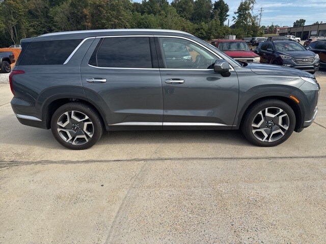 2024 Hyundai Palisade Limited photo 4