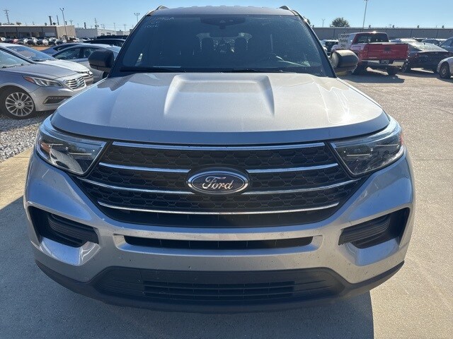 2020 Ford Explorer XLT photo 2