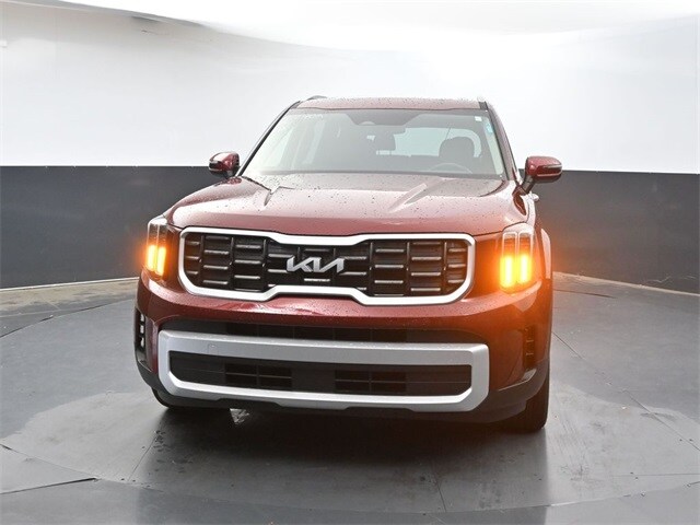 2024 Kia Telluride S photo 2