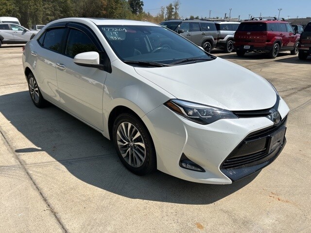 2019 Toyota Corolla L photo 3