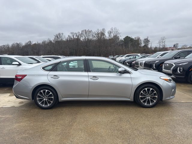 Used 2016 Toyota Avalon XLE with VIN 4T1BK1EB6GU209017 for sale in New Albany, MS